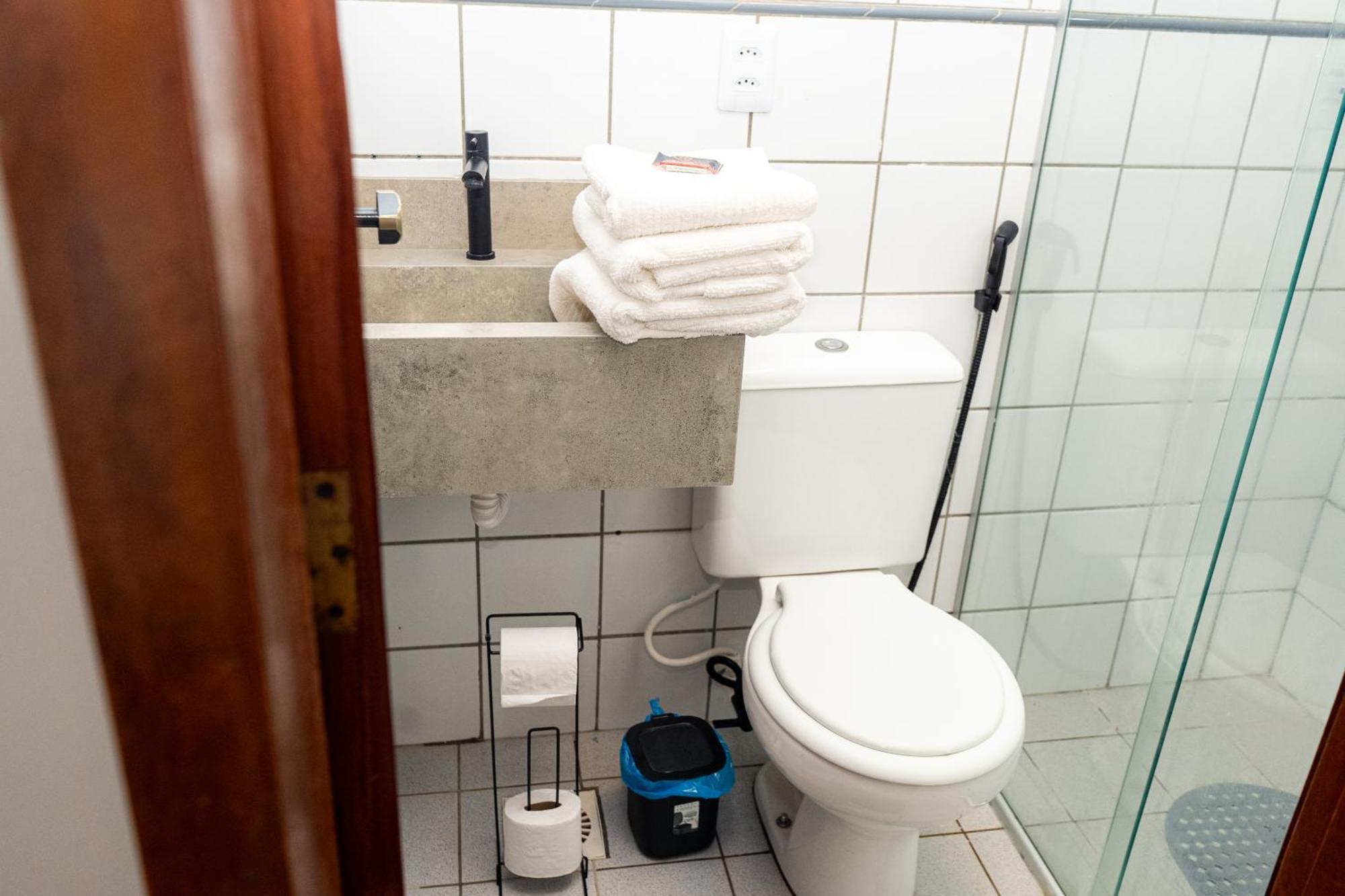 Apartment Kit Ipe Rosa -121- Sudoeste - Custo Beneficio - Ate 4 Pessoas *
